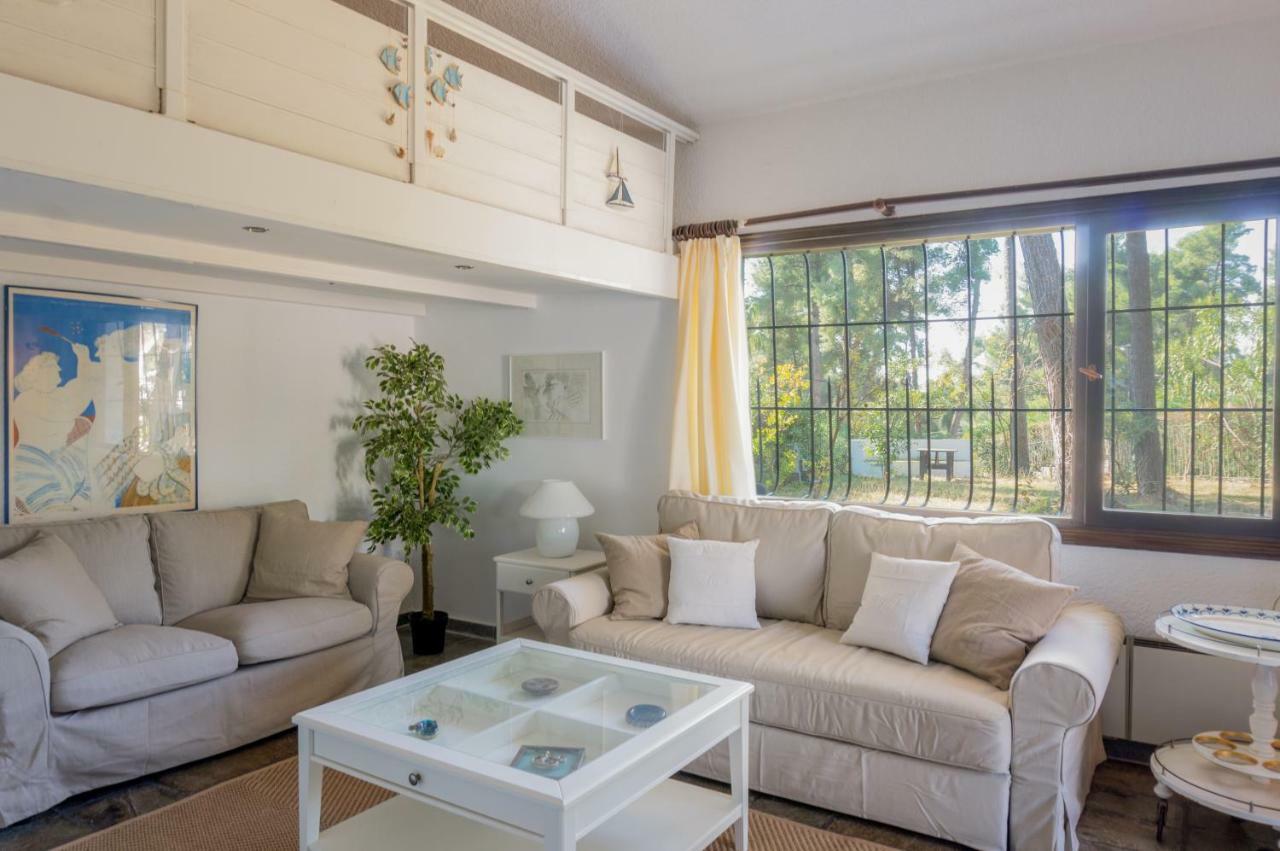 Villa Aurora In Sani With Garden And Pool Экстерьер фото